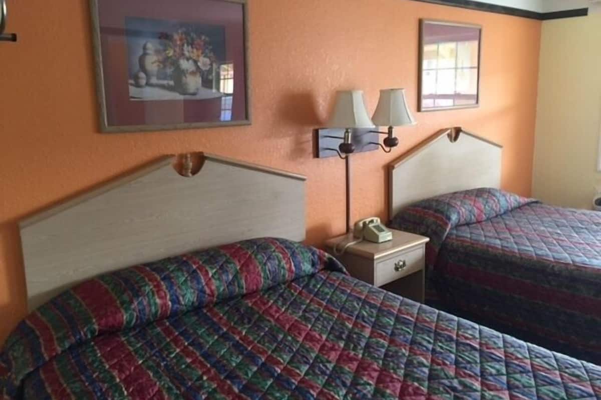 Free WiFi, bed sheets