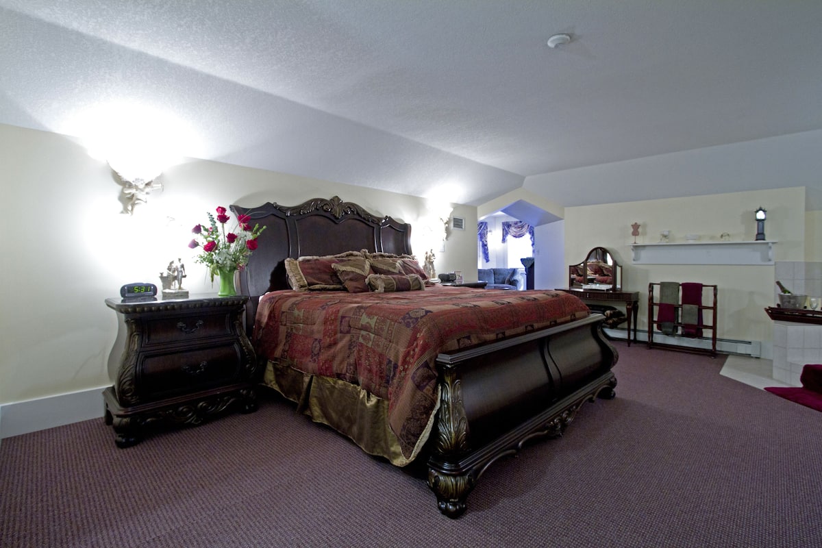 Executive-Suite, 1 King-Bett | Hochwertige Bettwaren, Schreibtisch, kostenloses WLAN