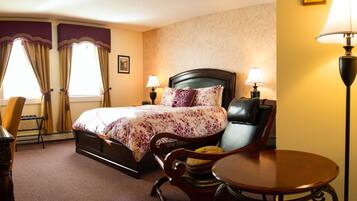 Room, 1 Queen Bed | Premium bedding, desk, free WiFi