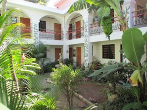 Property grounds - Hotel Villa Serena Escalón (San Salvador)