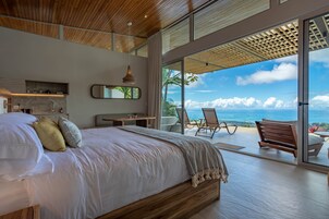 Habitación de lujo, piscina privada, vistas al mar | Sábanas de algodón egipcio y ropa de cama de alta calidad