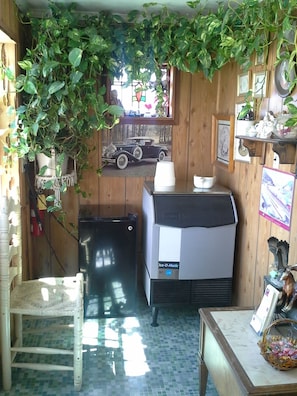 Coin salon dans le hall