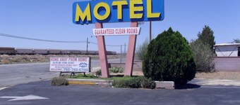 Budget Inn Boron