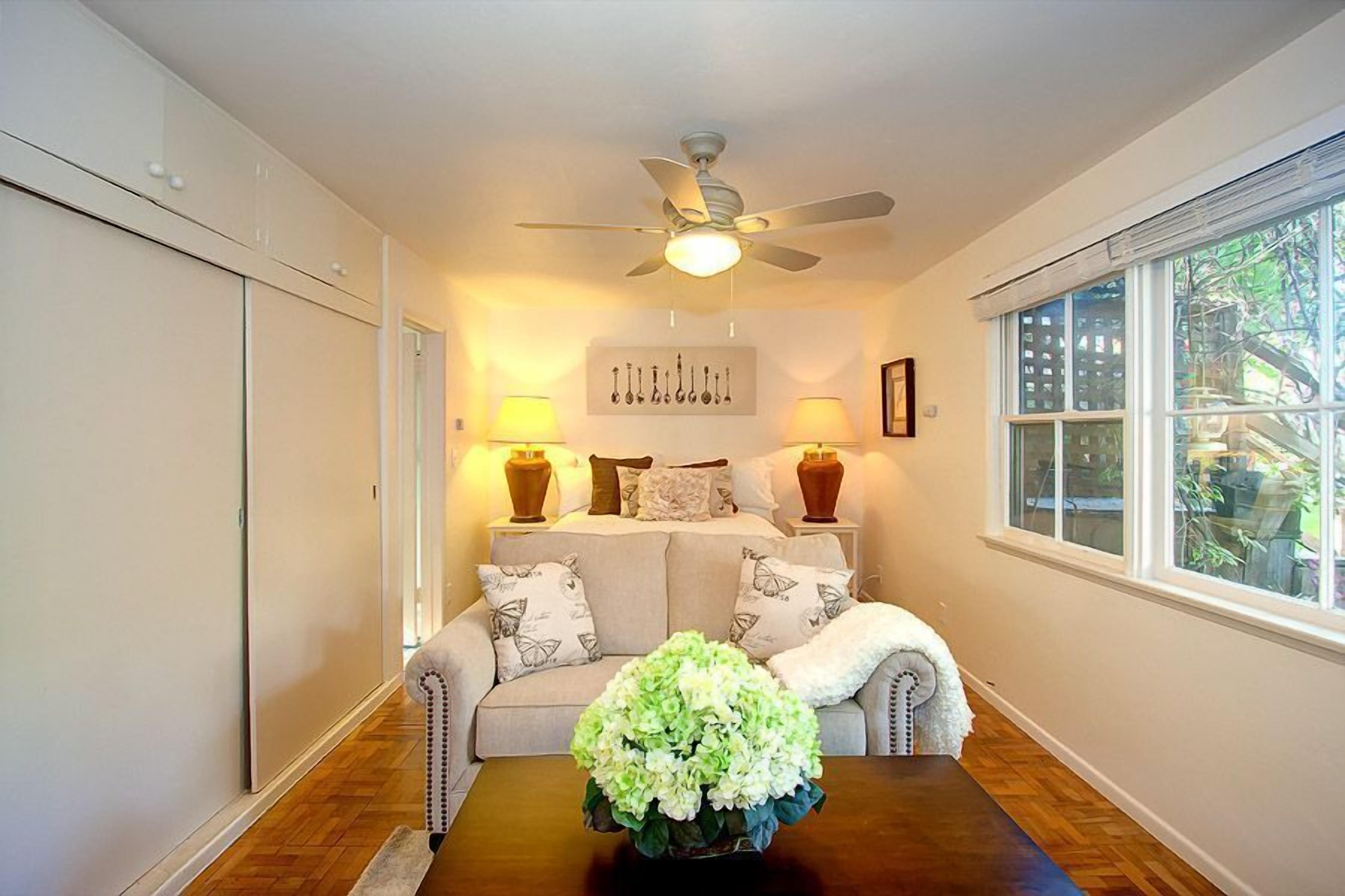 Redwood Hollow Cottages