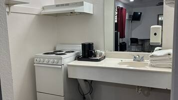 Kamar Standar, 2 Tempat Tidur Queen | Wi-Fi gratis dan seprai linen