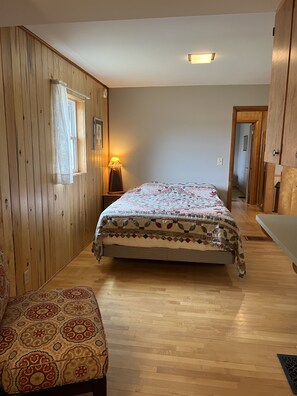 Cabin, 2 Bedrooms, Resort View | 2 bedrooms, iron/ironing board, free WiFi, bed sheets