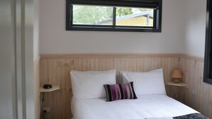 Hytte, 2 soverom, kjøkken, hageutsikt