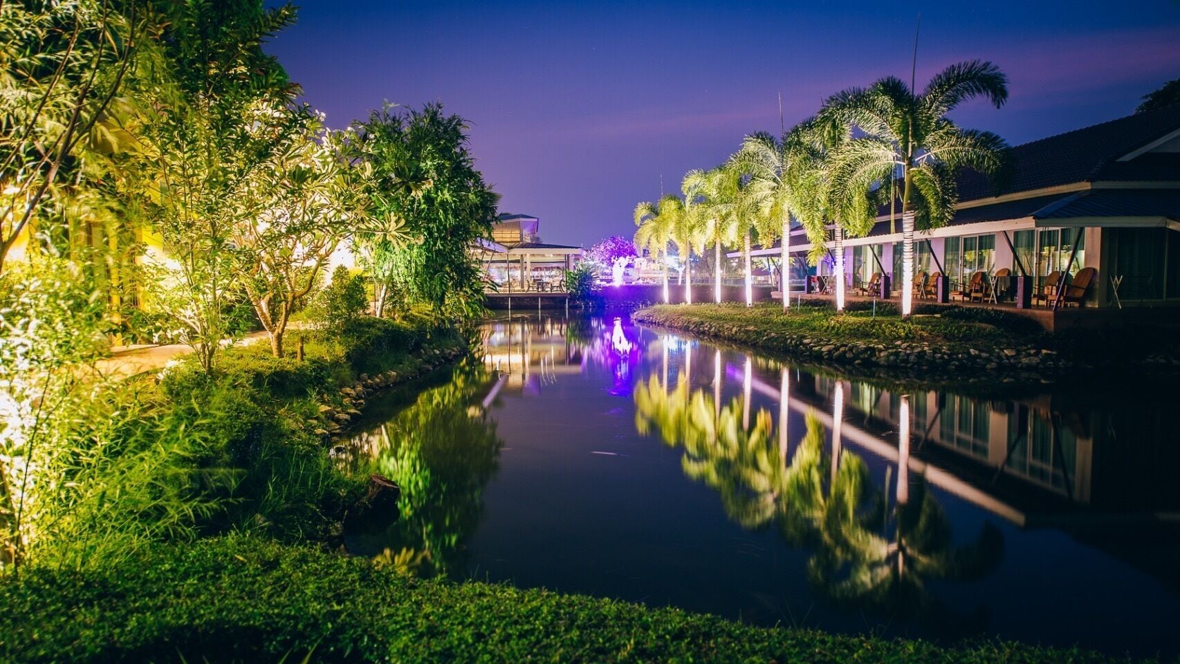 deluxe triple lagoon view  | lake view