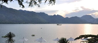 Monsane River Kwai Resort