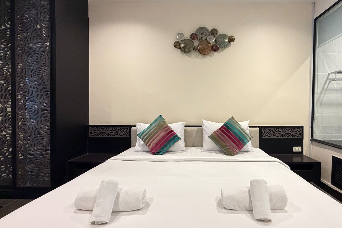 Superior Double Sweet Room | Desk, free WiFi, bed sheets