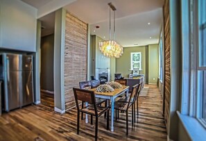 Habitación (The Pearl Suite) | Servicio a la habitación