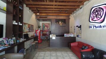 Sala de estar en el lobby