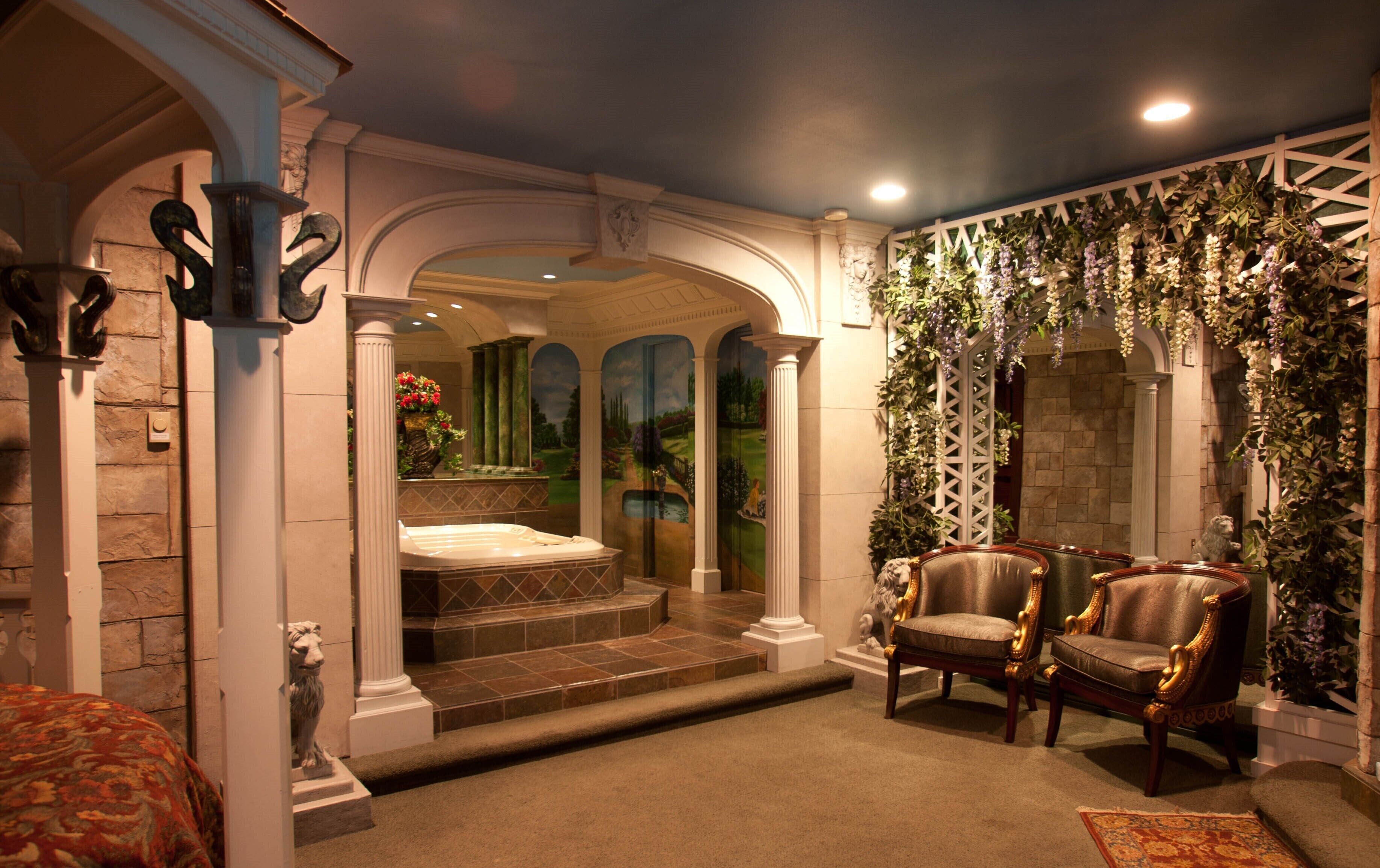 suite, 1 king bed (black swan garden suite) | deep-soaking bathtub