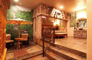 Suite, 1 King Bed (Thailand Theme) | Pillowtop beds, soundproofing, rollaway beds, free WiFi