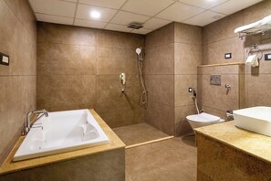 Bañera profunda