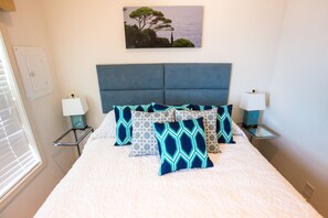 浪漫独立别墅, 1 间卧室, 露台, 山景 | 办公桌、免费 WiFi、床单