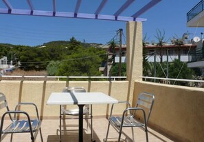 บริเวณภายนอก