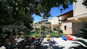Children's play area - outdoor - Paris Hotel (Rhodes)