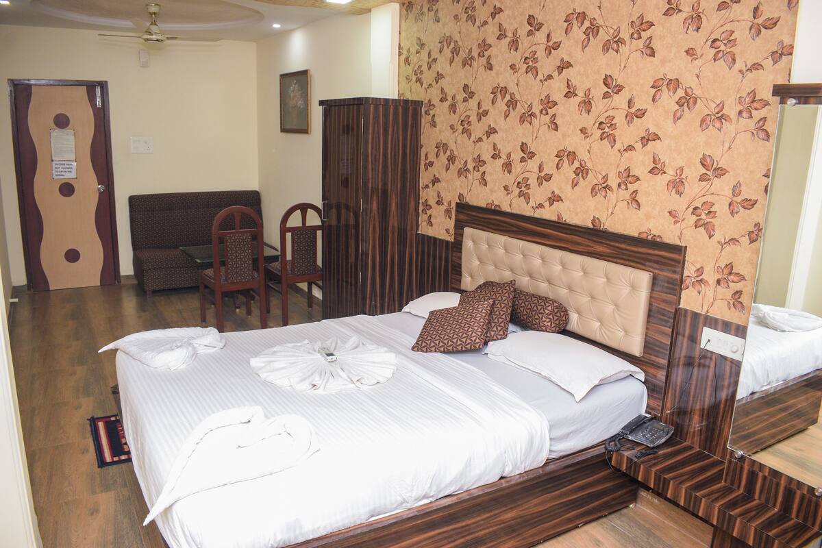 Deluxe Suite | Desk, free WiFi