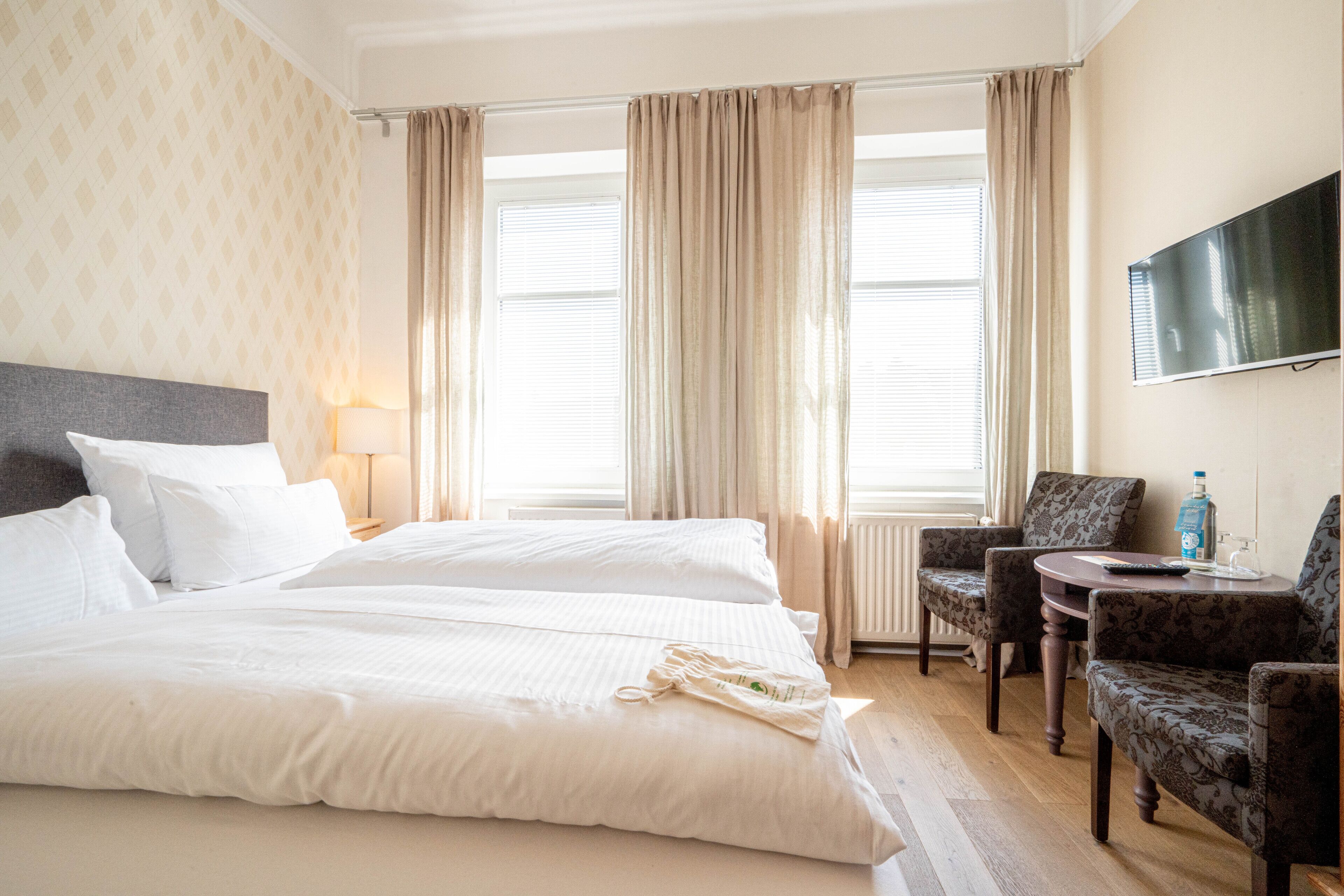 Double Room | Hypo-allergenic bedding, free WiFi, bed sheets