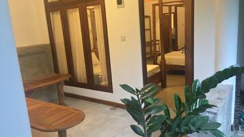 1 bedroom, in-room safe, desk, soundproofing