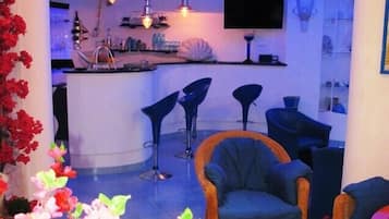 Coin salon dans le hall