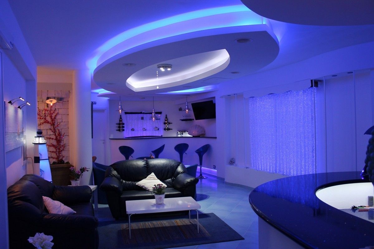 Coin salon dans le hall