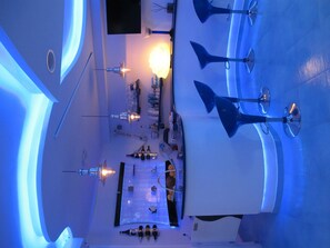 Bar (in der Unterkunft)