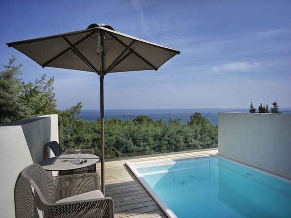 Exclusive Room, Private Pool, Sea View | Private pool