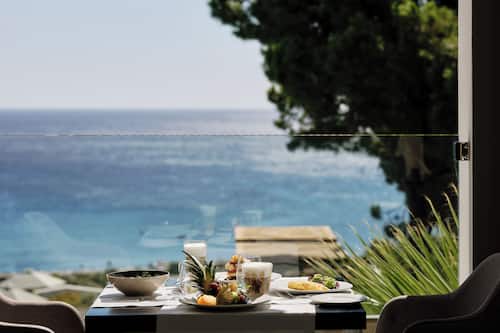 4 Restaurants; Frühstück, Mittagessen und Abendessen werden serviert