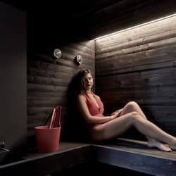 Couples treatment rooms, sauna, hot tub, Turkish bath, body treatments