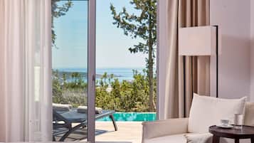 Kamar Eksklusif, kolam renang pribadi, pemandangan laut | Pemandangan pantai/laut