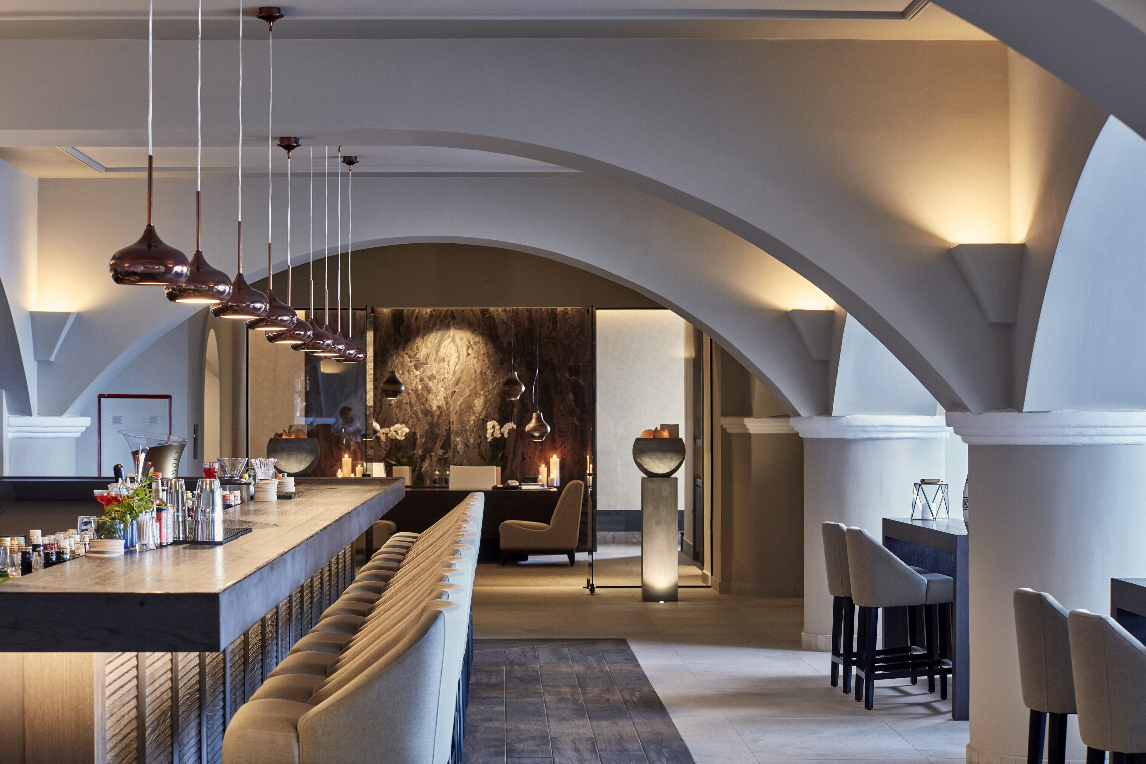 Cocktail bar