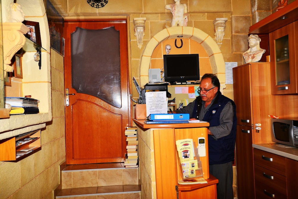 Olympos Pension by null