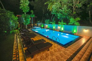 Piscina externa