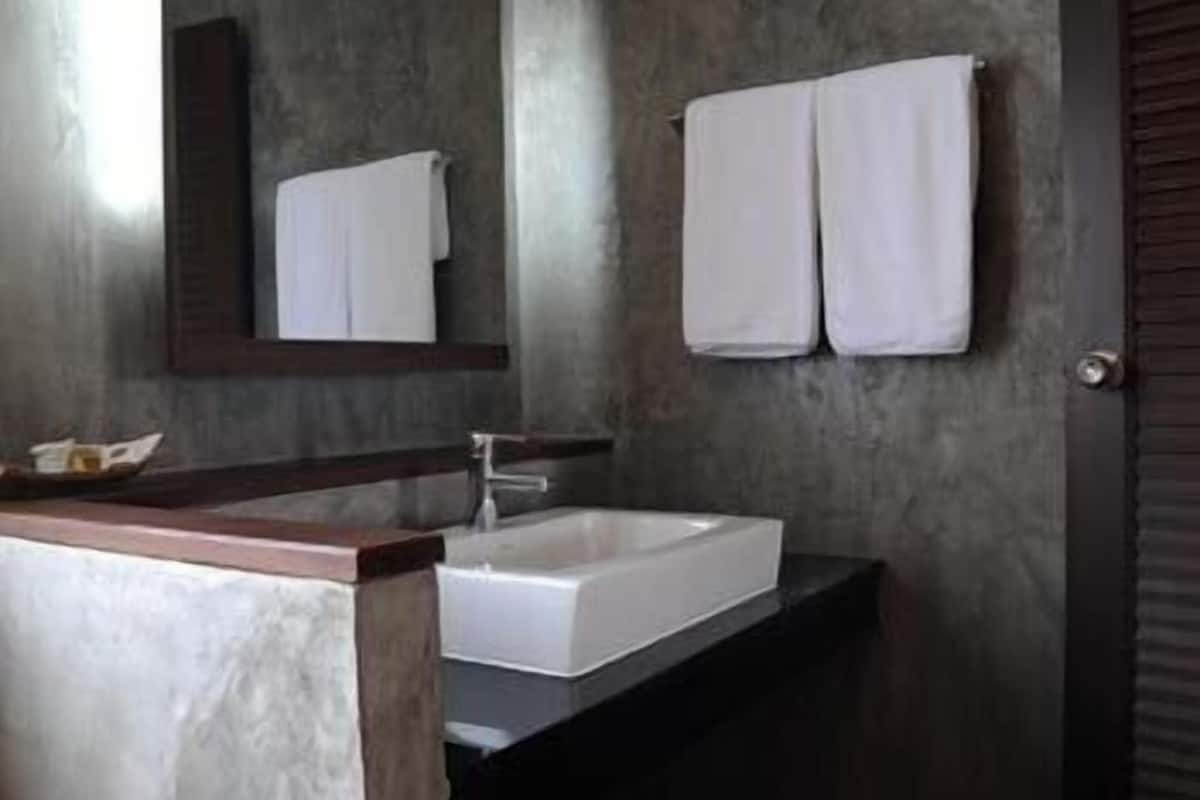 free toiletries, hair dryer, bathrobes, slippers