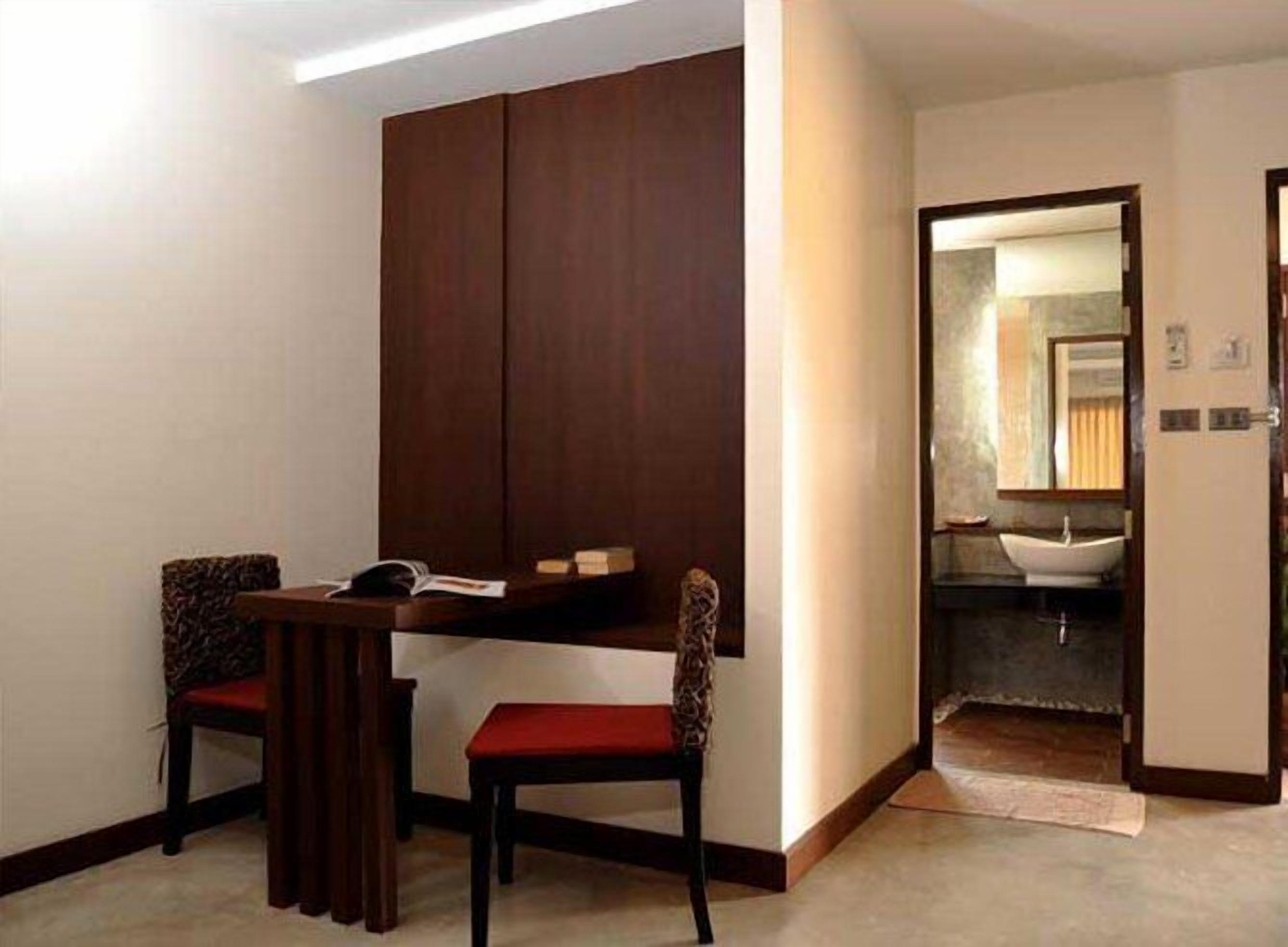 32-inch led tv with cable channels, tv