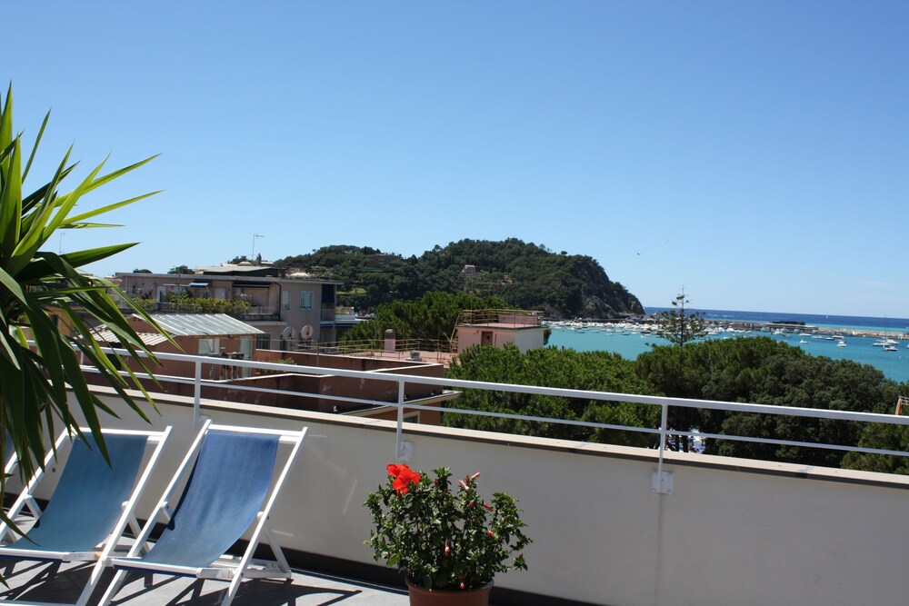 Hotel Genova image