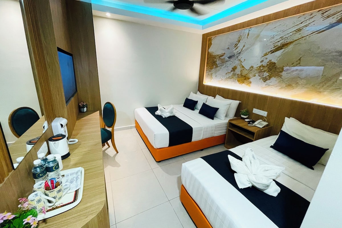 Deluxe Triple Room