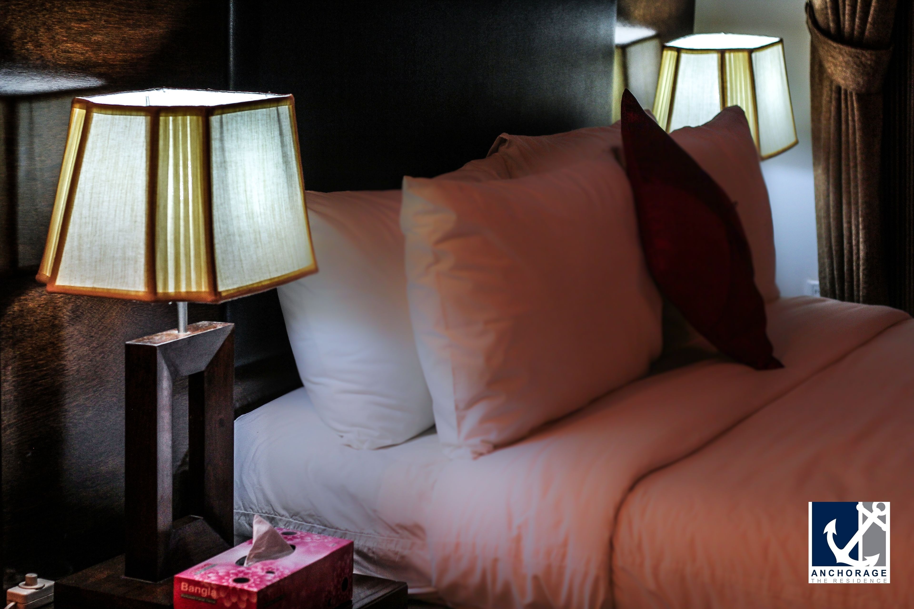 Executive Deluxe | 1 bedroom, premium bedding, in-room safe, desk