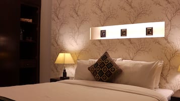 1 quarto, roupas de cama premium, cofres nos quartos, escrivaninha