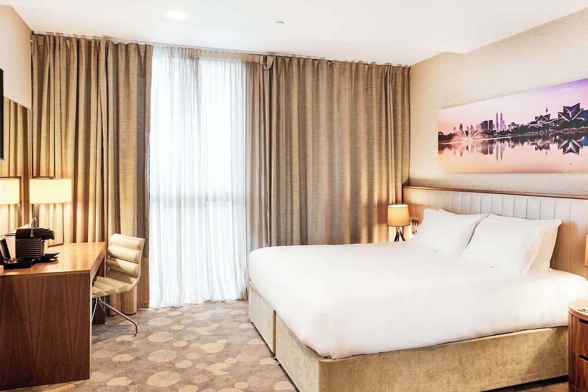 Signature Double Room, 1 Double Bed | Bathroom | Towels