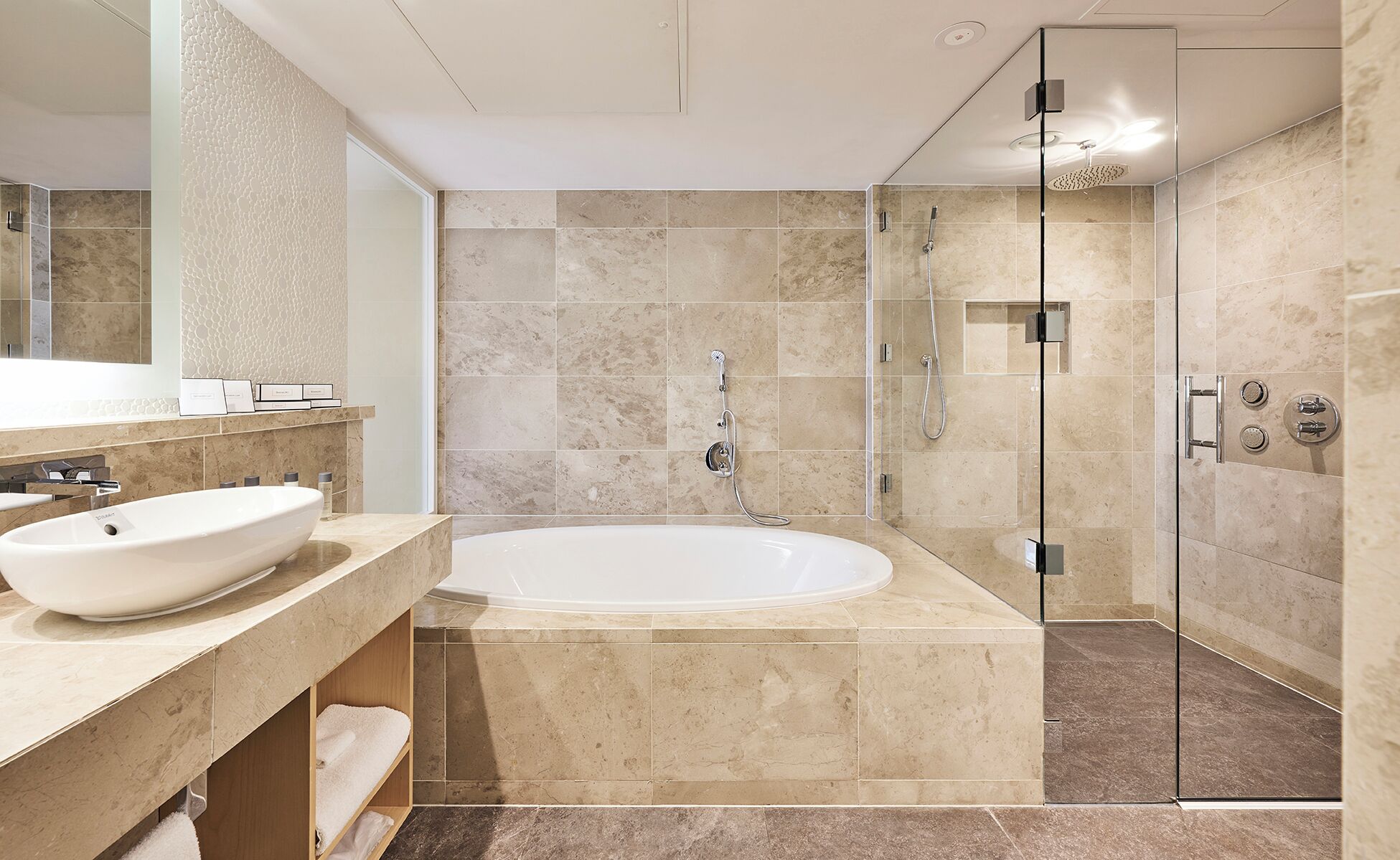 presidential suite | bathroom | towels