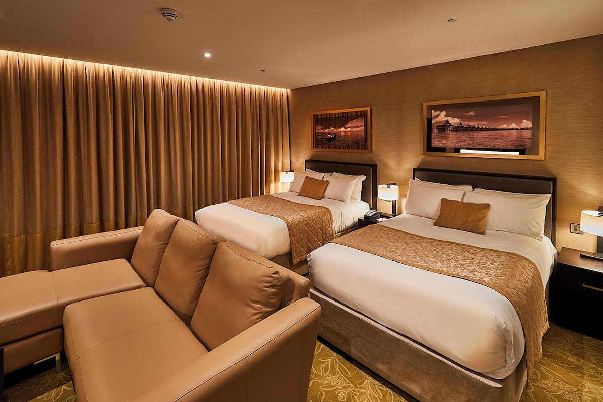 deluxe double room | in-room safe, desk, soundproofing, iron/ironing board