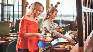 Daily English breakfast (GBP 19.95 per person)