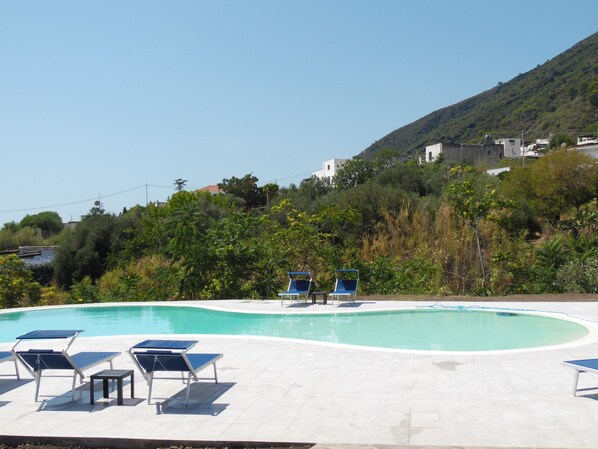 Seasonal outdoor pool