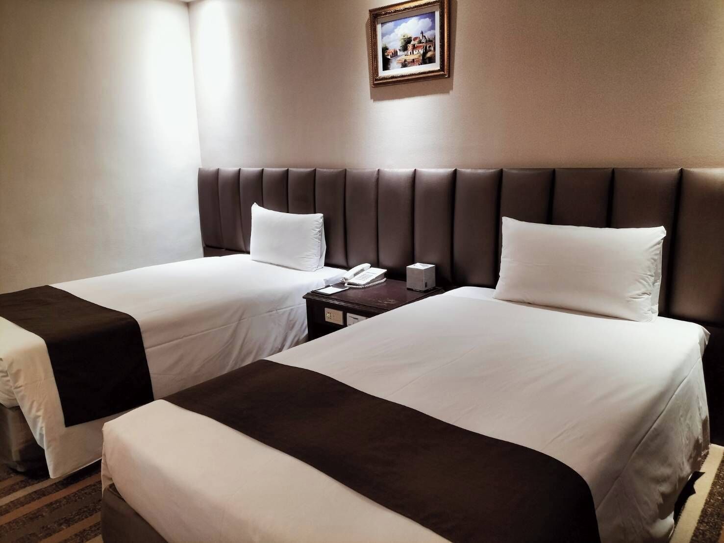 1 bedroom, down duvets, in-room safe, desk