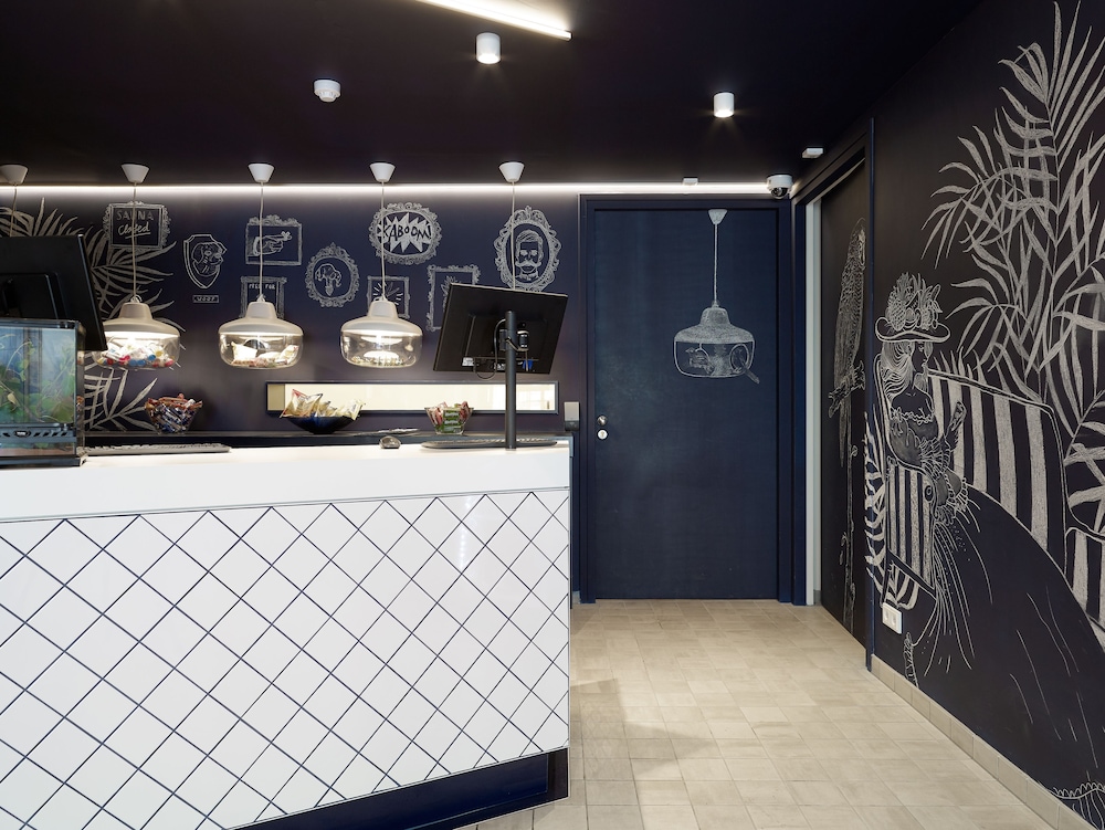 Kaboom Hotel by null