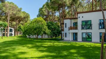 Enceinte de lâhĂ©bergement