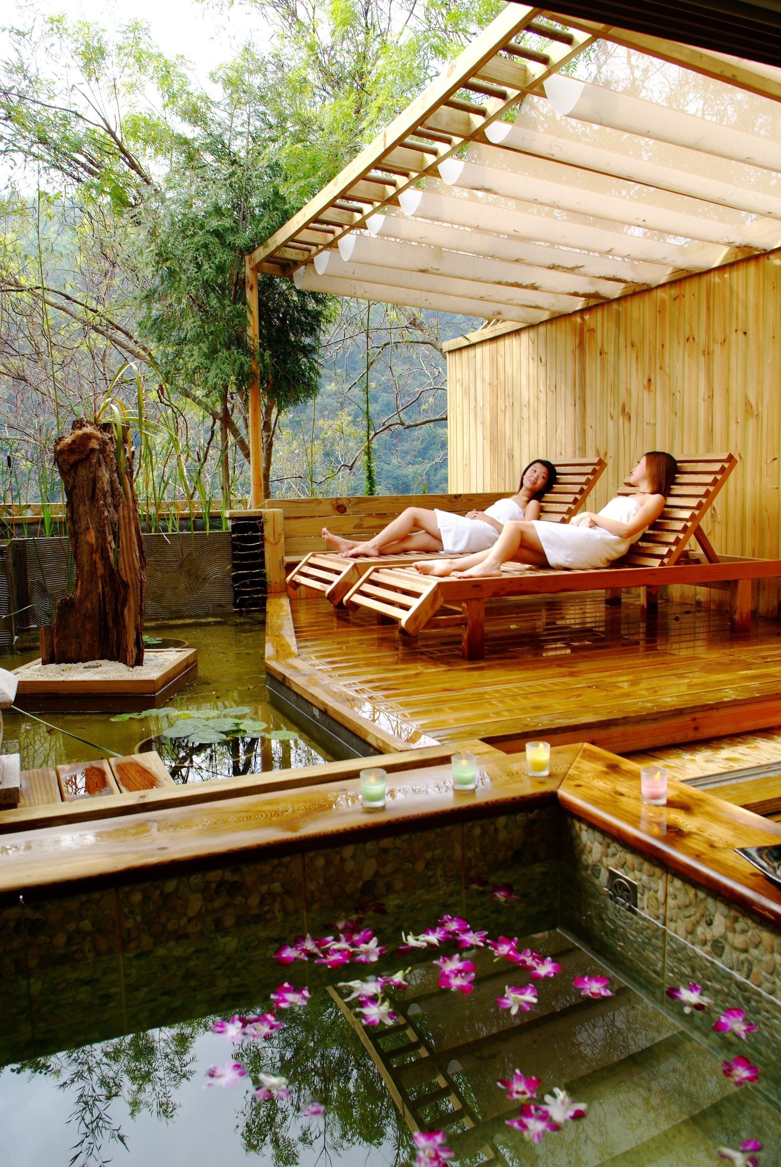 the riverside bath double room | sun deck